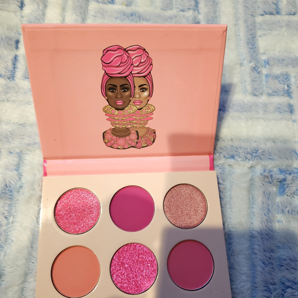 Juvia's Place Eyeshadow Palette Set - Pink, Gold, Cream - Picture 9 of 10